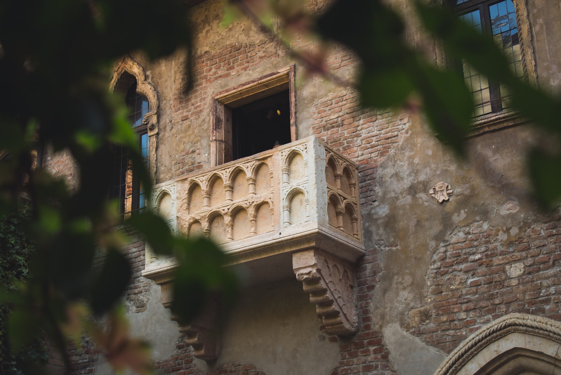 Juliet's House - Romeo and Juliet Summary